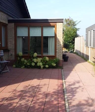 Modern En Sfeervol Appartement Aan Zee Met Airco Zoutelande Zewnętrze zdjęcie